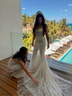 GALIA LAHAV JETT Stunning Beaded Wedding Dress. Perfect Condition